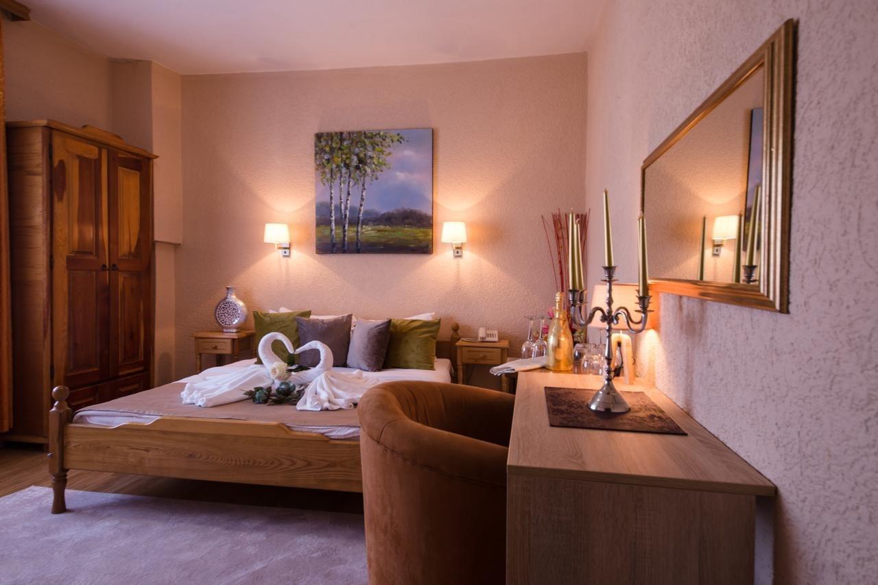 Hotel Ideal พอดโกริกา ภายนอก รูปภาพ